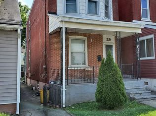 39 Stout Ave, Ewing, NJ 08638