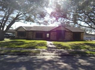 42 Colony Sq, Angleton, TX 77515