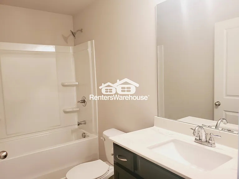 1761 Orange Grove Pl — Photo 8