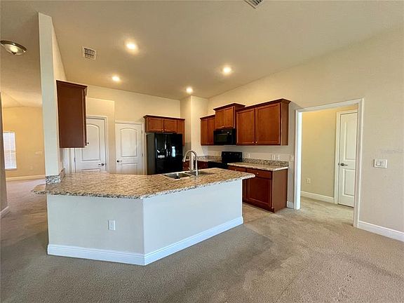 5th image of 391 Buchannan Dr