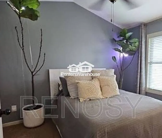 165 SE Pleasant View Dr — Photo 12