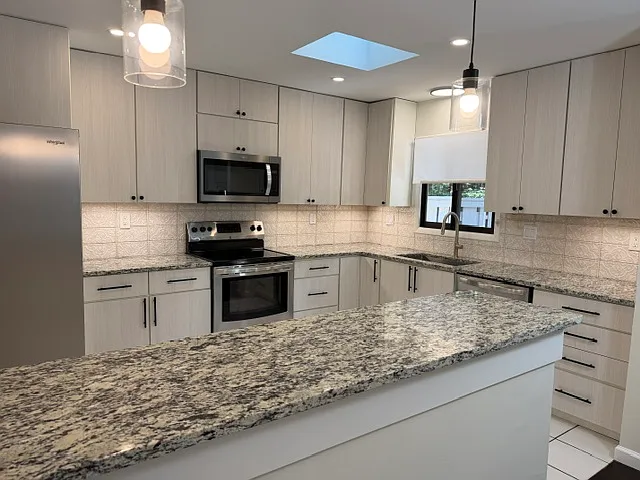 1 Broomsedge Ct