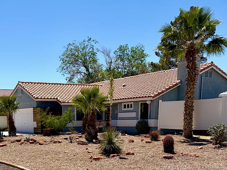 3385 W Agate Ave — Photo 28