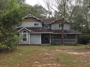 16426 Three Rivers Rd, Biloxi, MS 39532