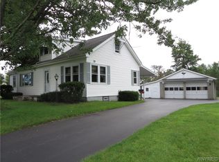 3946 N Ridge Rd, Lockport, NY 14094