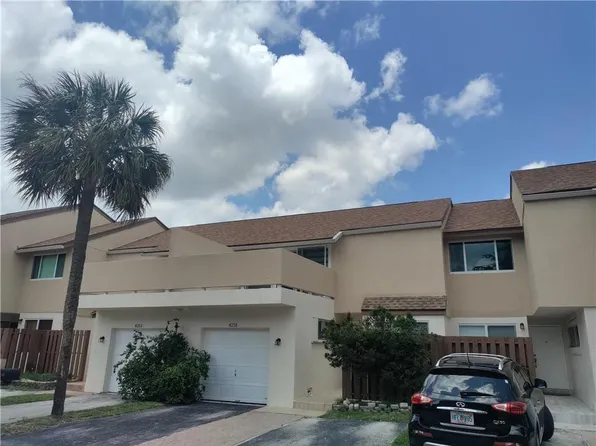 8251 NW 9th Street #8251, Plantation, FL 33324
