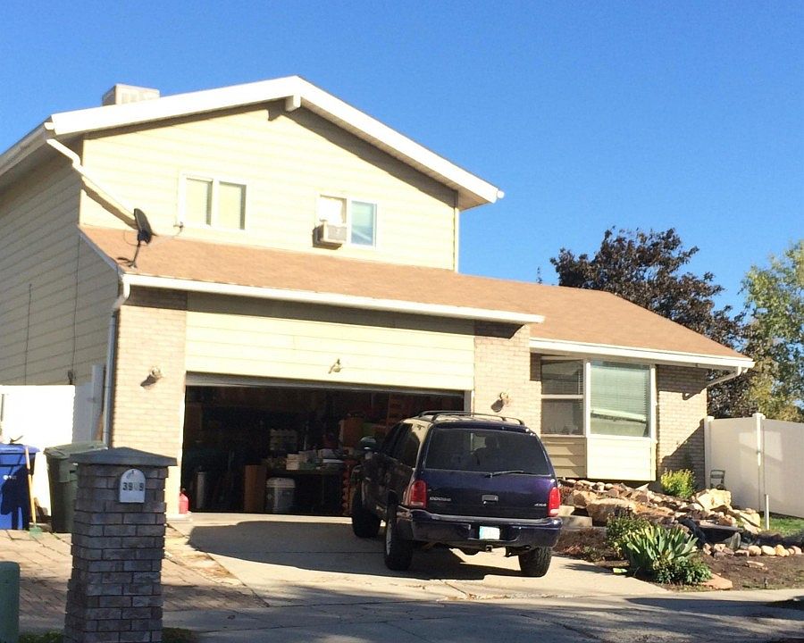 1st image of 3949 S Hawkeye Dr