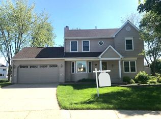 1480 Colorado Ave, Aurora, IL 60506