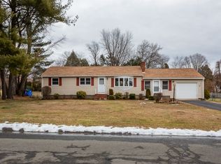 25 Paulson Dr, West Springfield, MA 01089