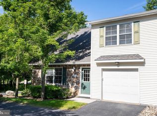 201 Amblewood Way, State College, PA 16803