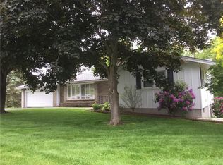 4 Nixon St, Cumberland, RI 02864