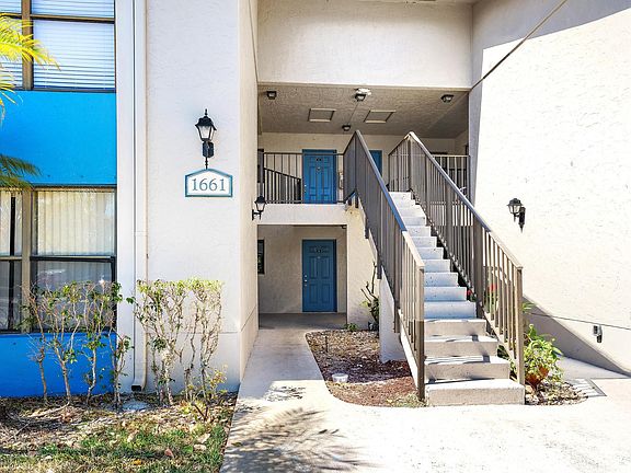 2nd image of 1661 Balfour Point Drive #B