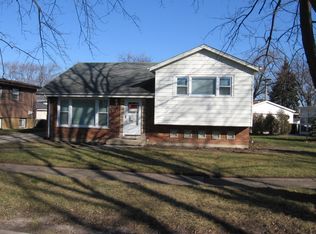 331 Carey Ct, Chicago Heights, IL 60411