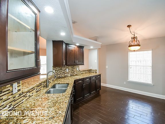 5th image of 7845 Lady Smith Ln