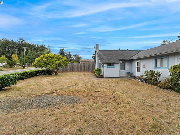 4th image of 90913 Robertson Ln