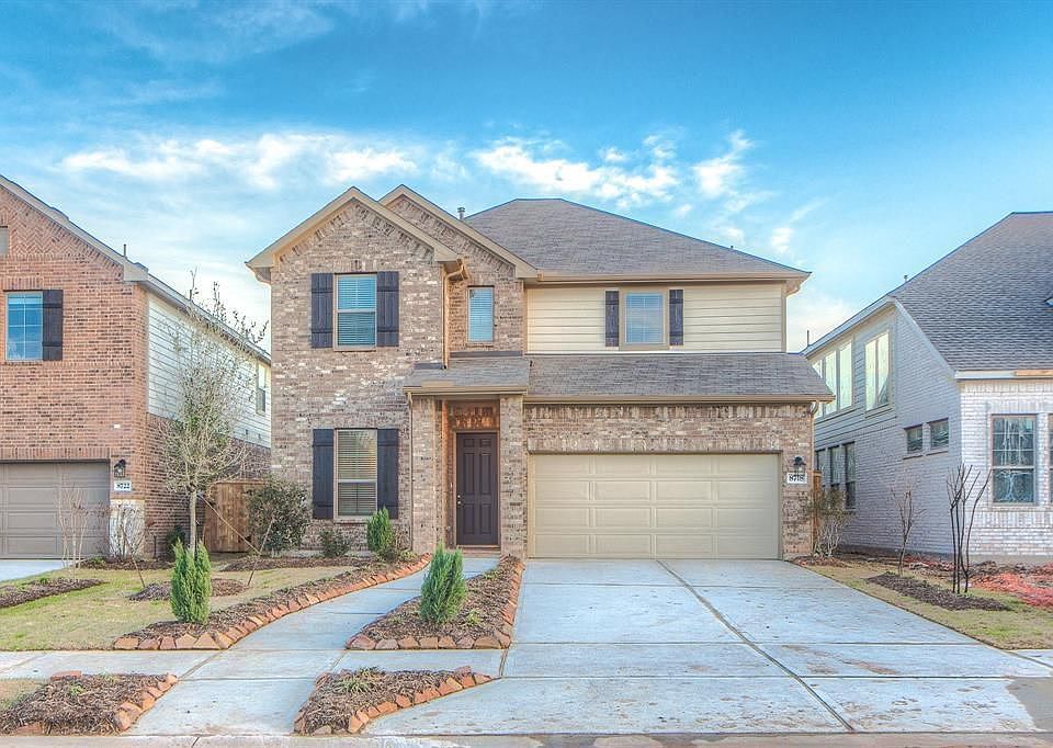 1st image of 8718 Crossing Oak Ln