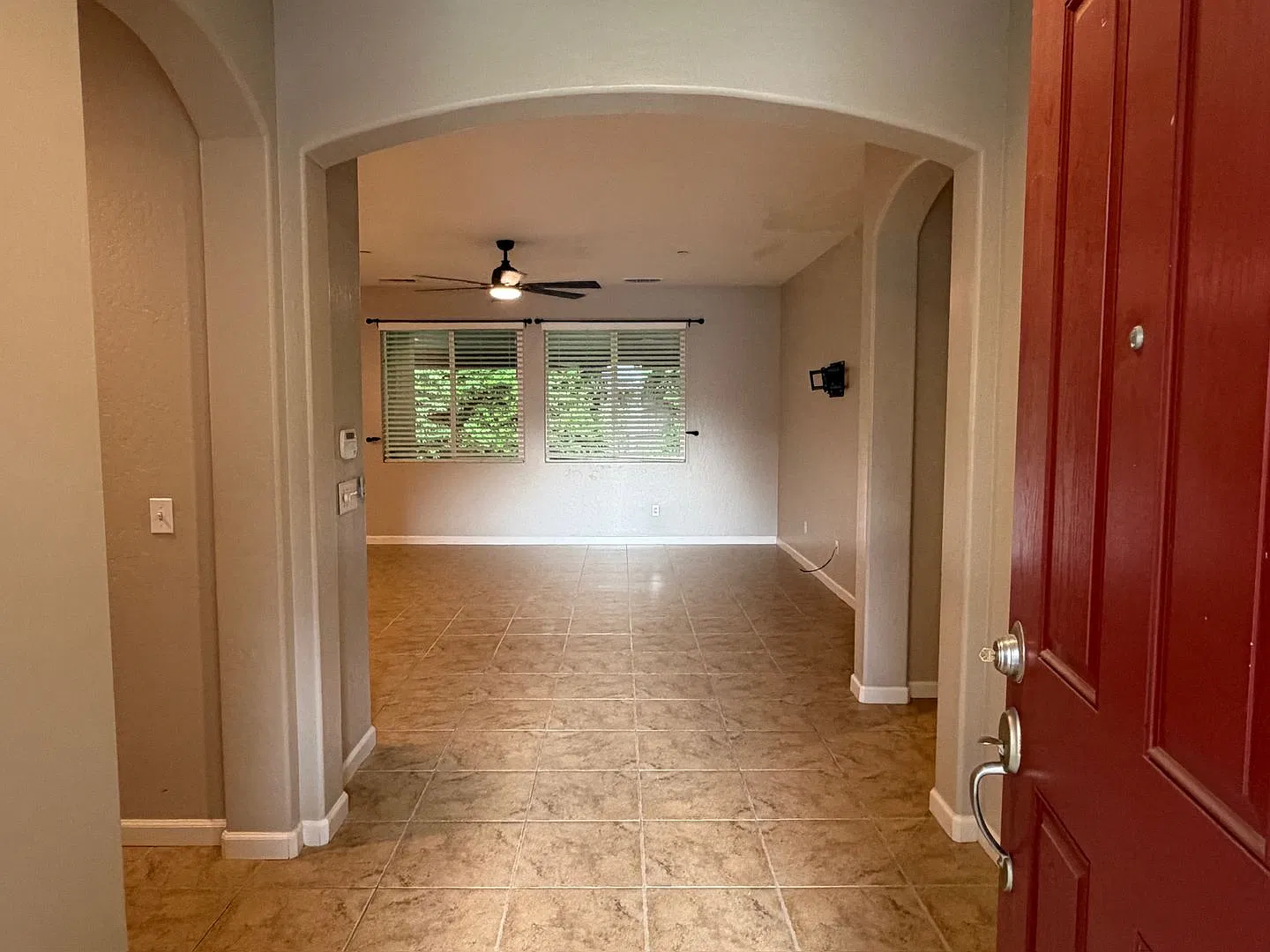 2101 N. Lindsay Ct. 3 Bedroom 2 Bath + Office - Nw Visalia — Photo 2