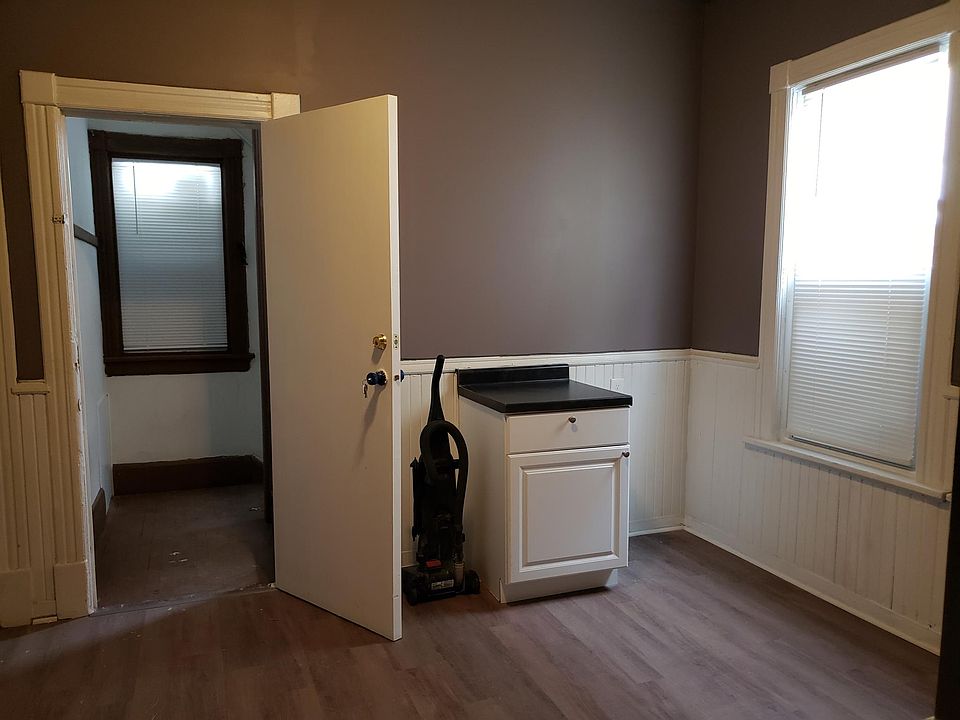 1st image of 434 N 31st St #A