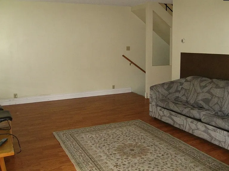1227 Pinecone Dr — Photo 6