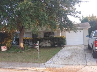 7104 Brentwood Dr, Port Richey, FL 34668