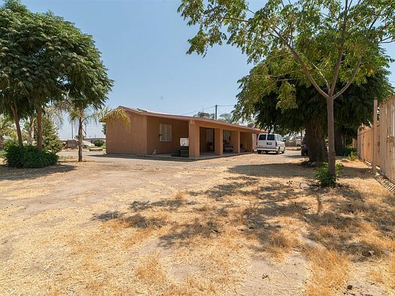 4th image of 2238 N Park Dr