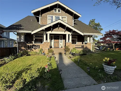 3231 Grand Ave #A Photo 1