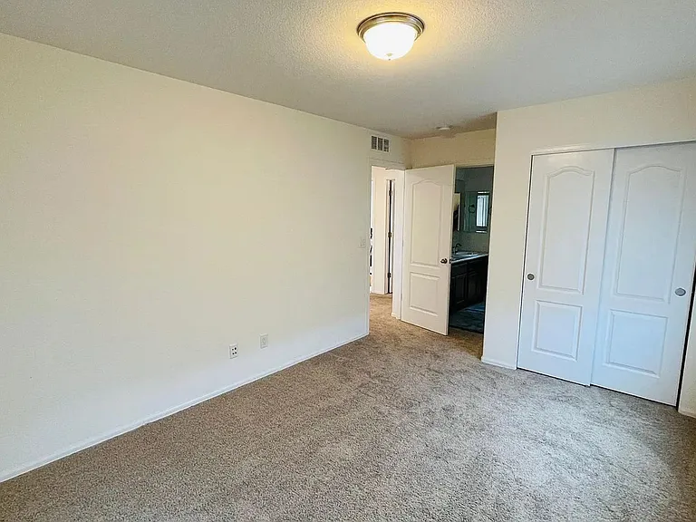 8805 Sassafras St — Photo 24