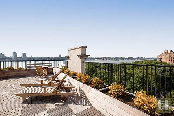 Sold by Halstead Real Estate | media 26