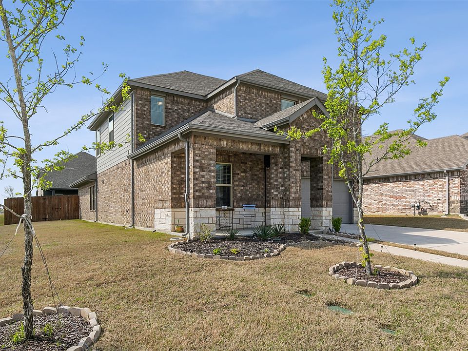 1st image of 537 Janette Ct