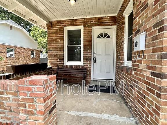 2nd image of 1429 Rosemary St