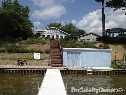 4th image of 22745 Lake Dr