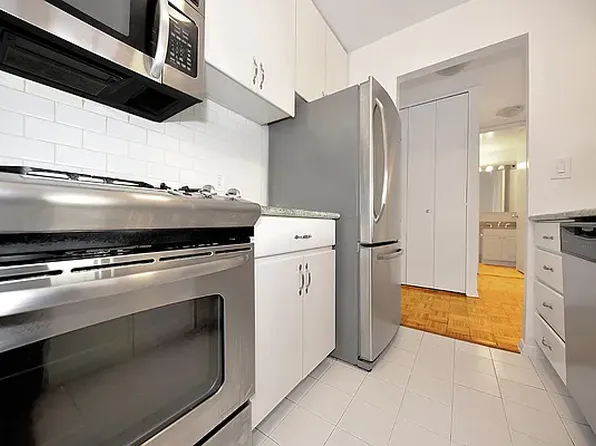 1 Irving Place image 11 of 15