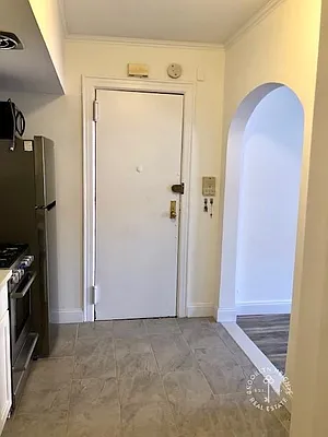 Rented by Brooklyn Heights Real Estate Inc | media 14