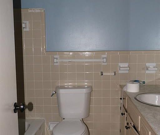 5th image of 3444 N Creekview Dr