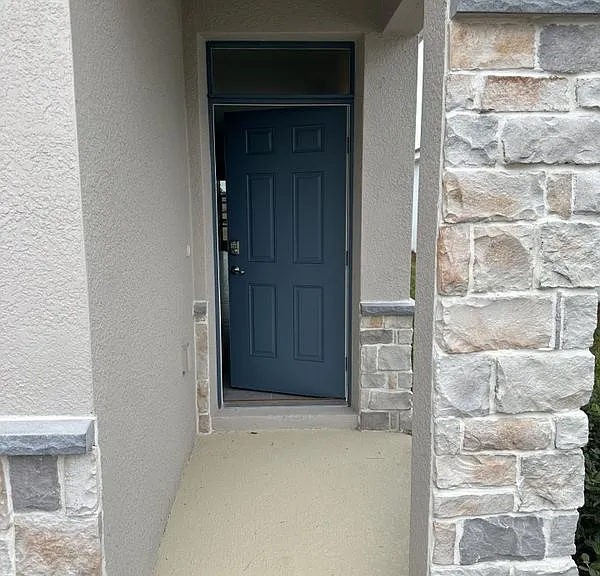 4078 NW 44th Cir #SINGLE FAMILY — Photo 2