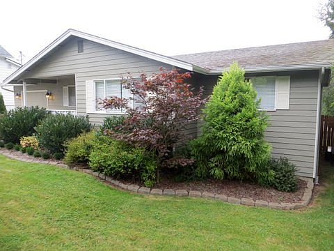3rd image of 5862 Vista Dr