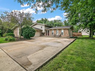 1906 Illini Dr, New Lenox, IL 60451