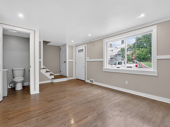 3rd image of 6 Norbert St