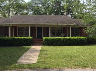 909 Magnolia Dr, Havana, FL 32333