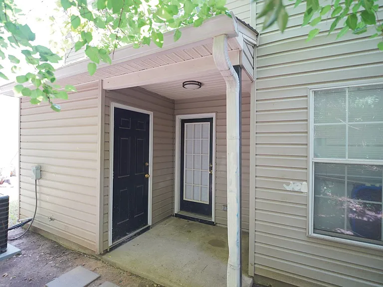 2442-2444-2446 Talco Hills Dr — Photo 25