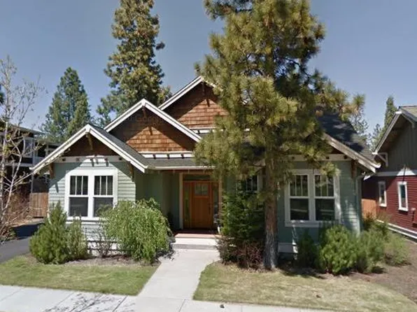 2564 NW Shields Dr, Bend, OR 97703
