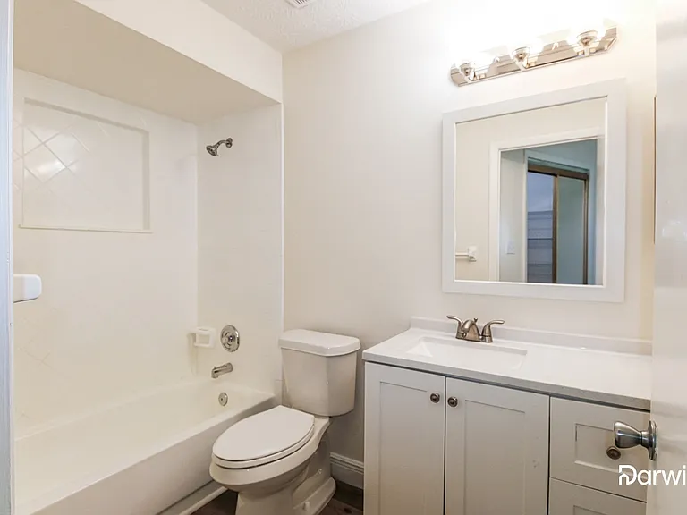 5411 Abagail Dr — Photo 11