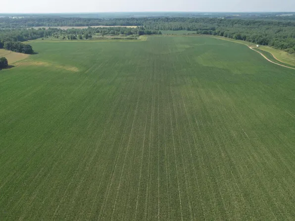 Greenleaf Ln, Rushville, IL 62681