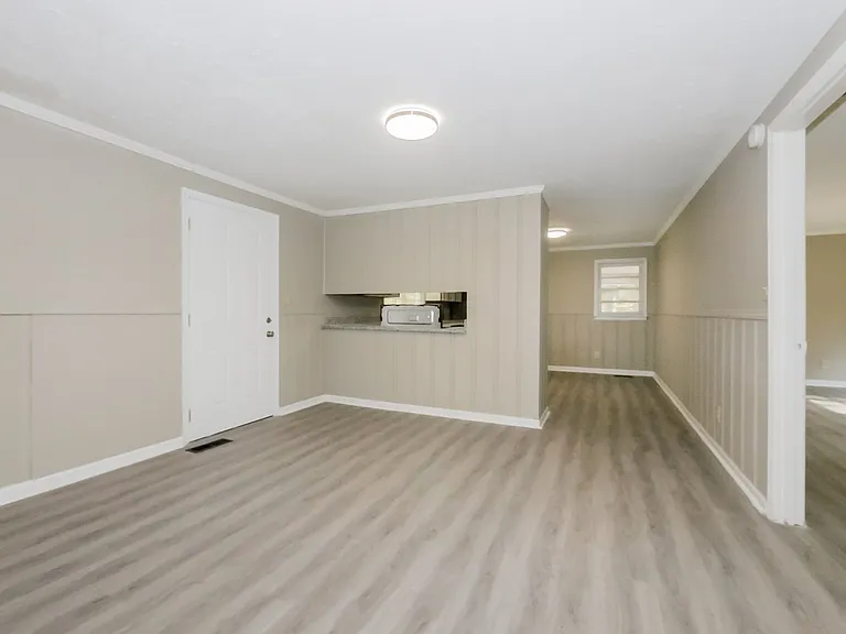 1857792_021_dining_room_12933146.jpg