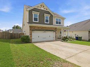 1922 Hinswood Cir, Fuquay Varina, NC 27526