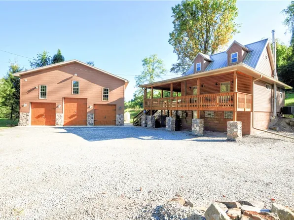 285 Barneys Rd, Perryopolis, PA 15473