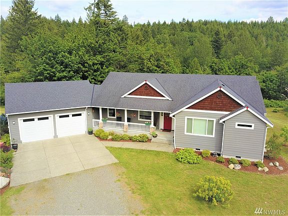 3rd image of 18401 SE 313th St