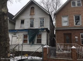 27 Maple Ave, Staten Island, NY 10302