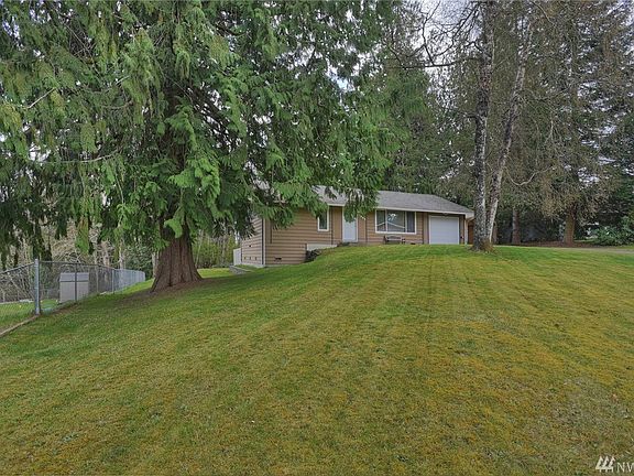3rd image of 6983 Parkdale Dr NW