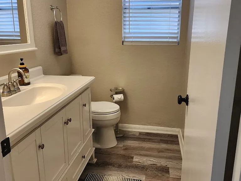 660 Willowspring Dr N — Photo 15